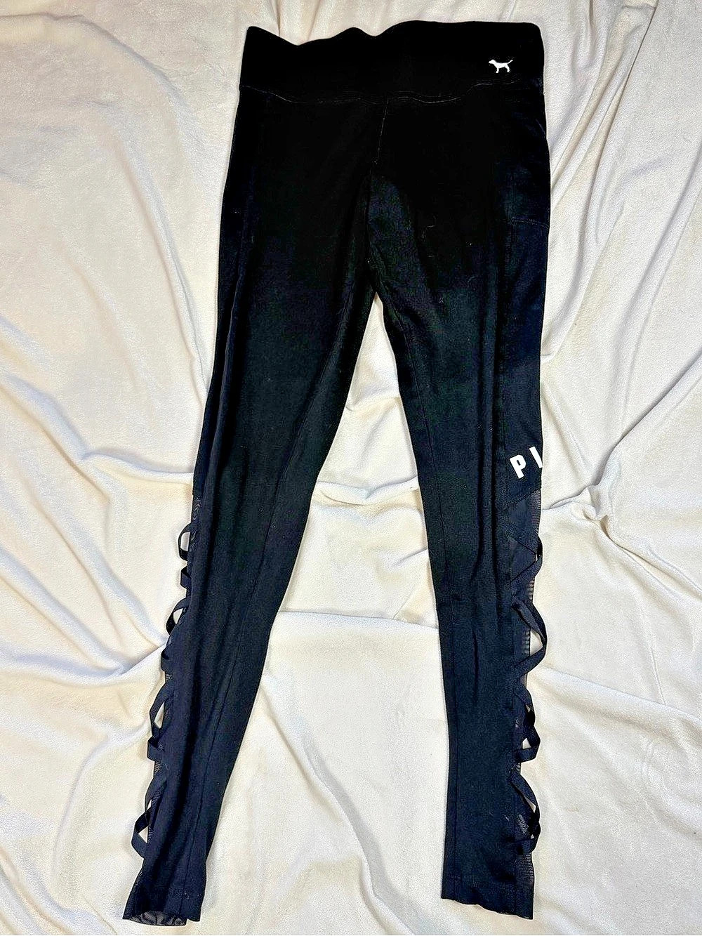 PINK Yoga Leggings in Black Like New